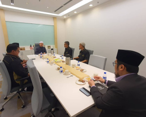 KUNJUNGAN_HORMAT_HIDAYAH_CENTRE_FOUNDATION_KEPADA_MUFTI_WILAYAH_PERSEKUTUAN_2